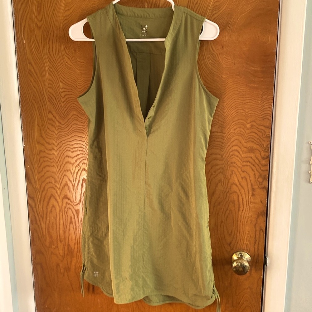 Title Nine Green Sheath Mini Dress Plunge Neckline